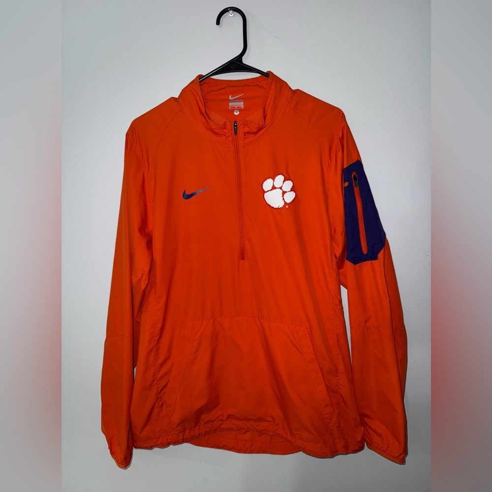 Men’s size small Clemson